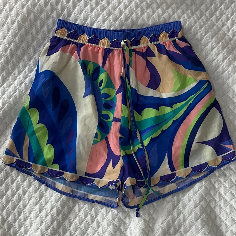 Abstract Printed Elastic-Waist Summer Shorts in Blue and Green